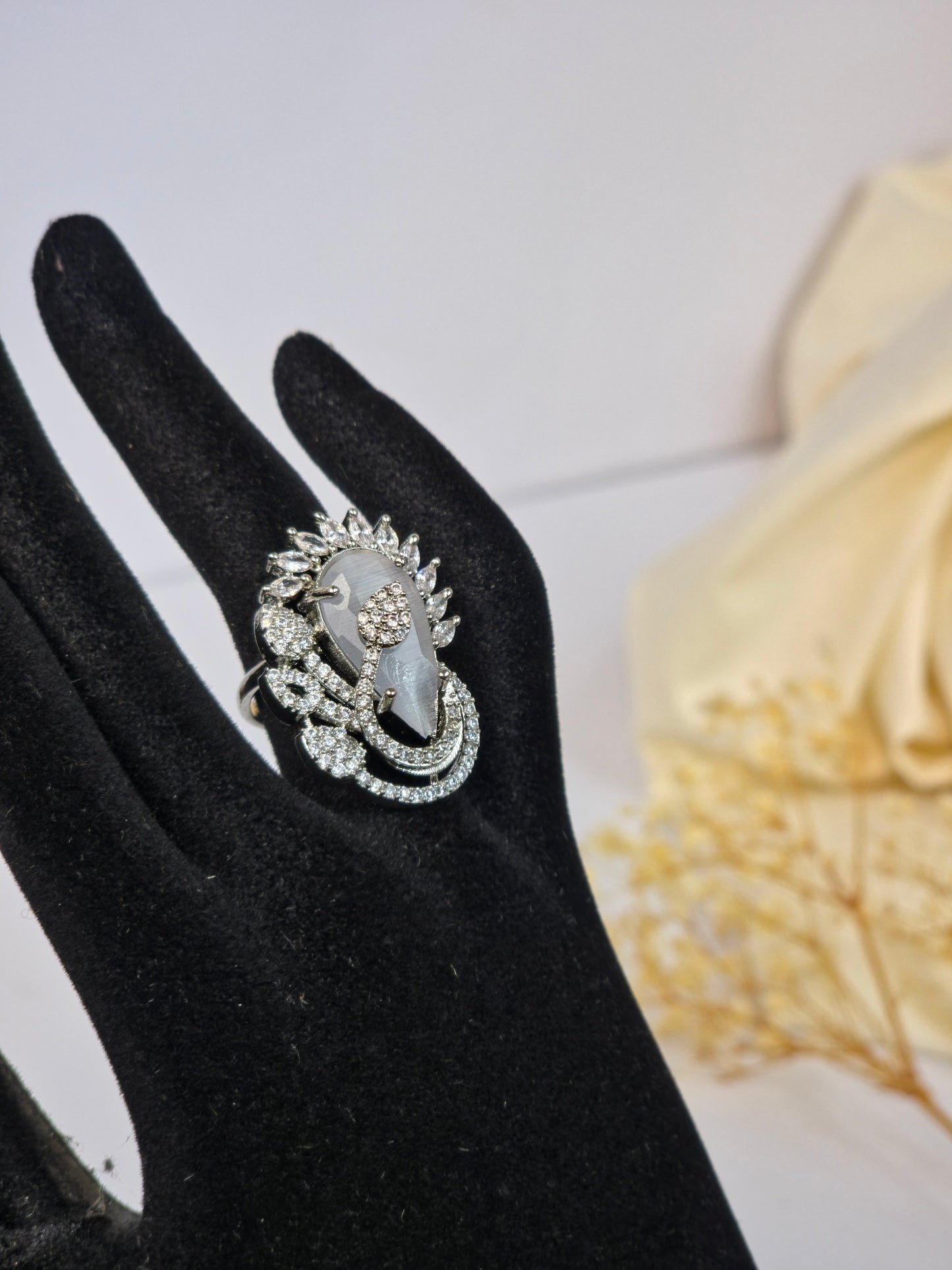 Papillon Majesty Statement Ring