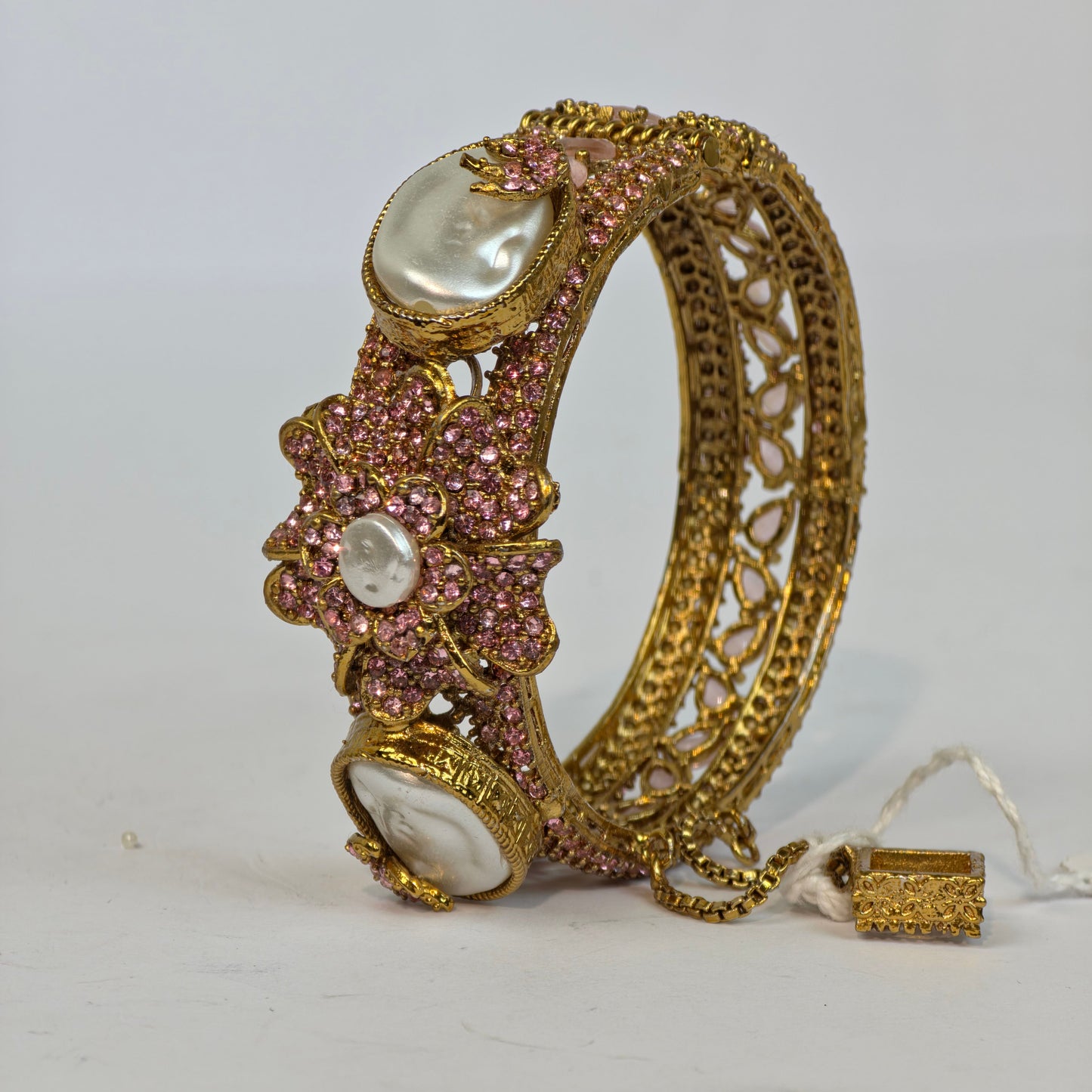 Turkish Floral Breclete