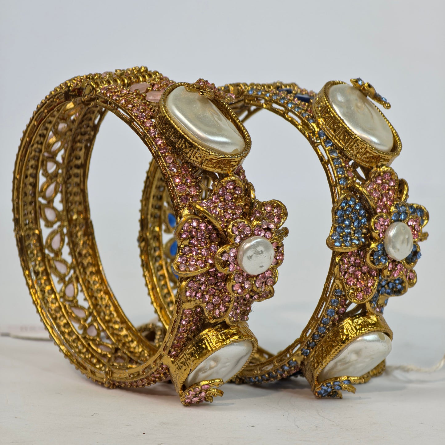 Turkish Floral Breclete