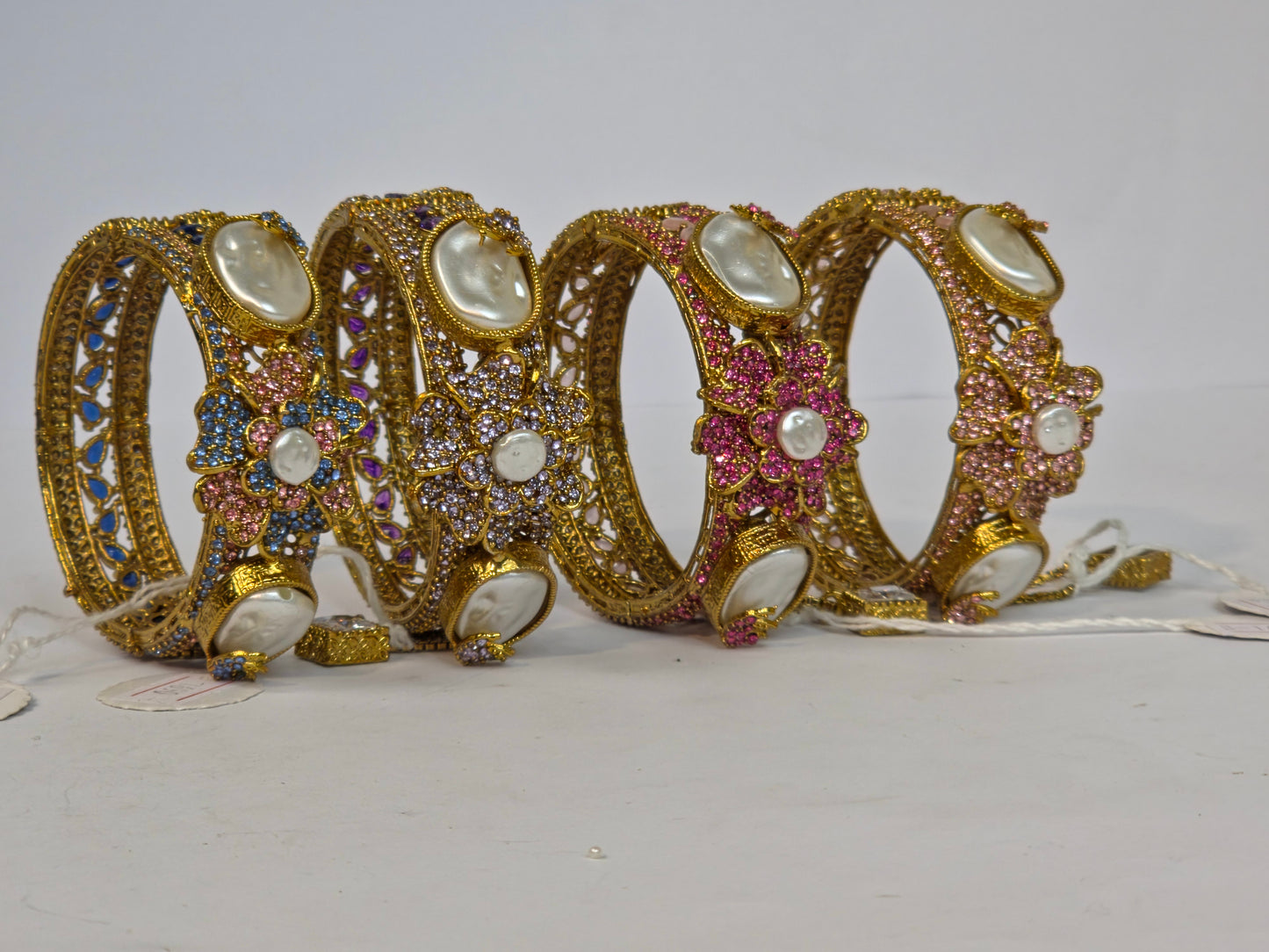 Turkish Floral Breclete