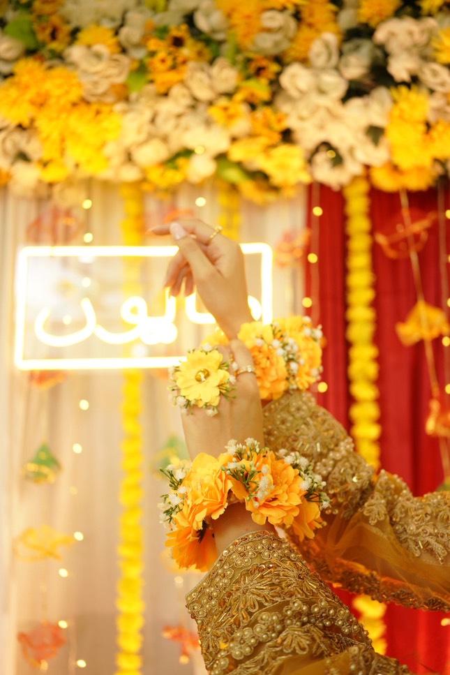 Henna Ceremony Adornments